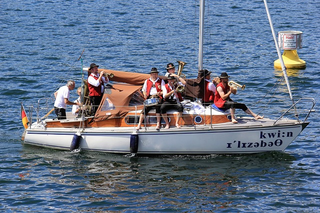 更是令人热 更是令人热