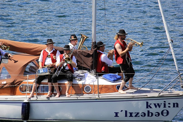 逐渐扩大 逐渐扩大